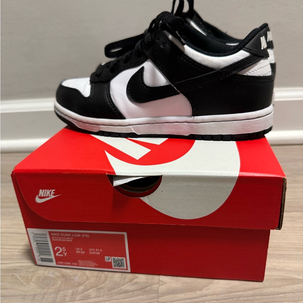 Nike Dunk Kids Black and White Low-Top Sneakers